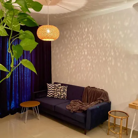 Appartement Fat Cow 102 *