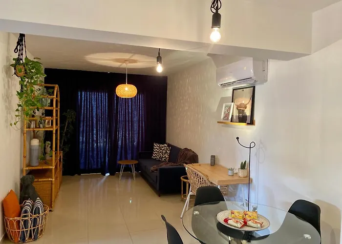 Fat Cow 102 アパート